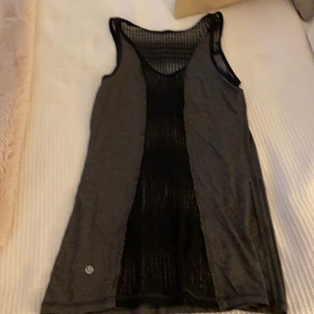 Lululemon tank